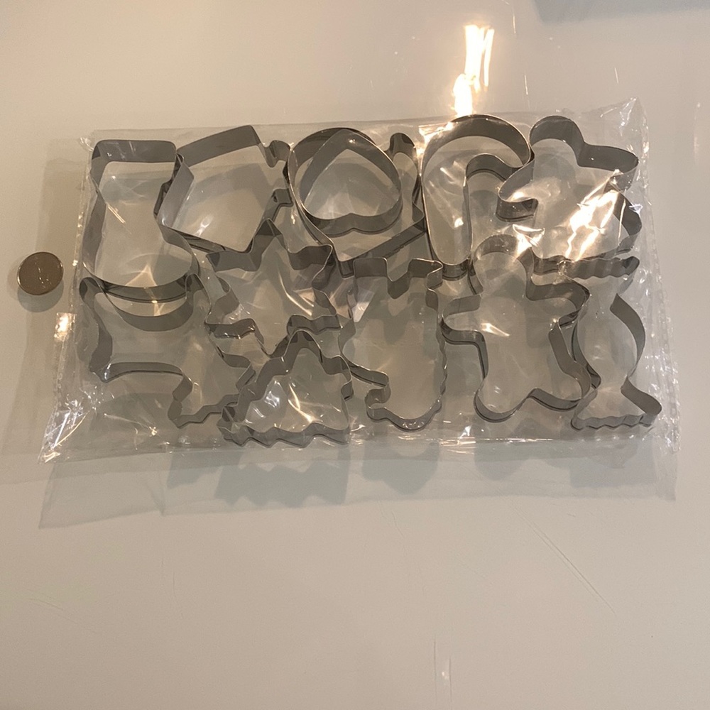 New - Christmas cookie cutter set of 12